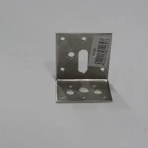 Betrouwbaar Hoekanker RVS met sleuf 60x40x60mm
