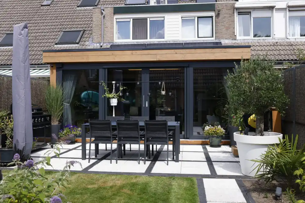 Douglas aanbouw met platdak 600x410cm, Huizen Goedkoop