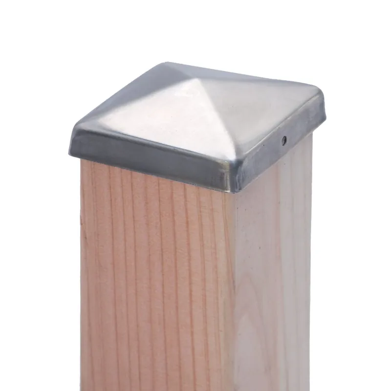 Paalornament Pyramide RVS 16×16 cm (uitlopend product) Populair