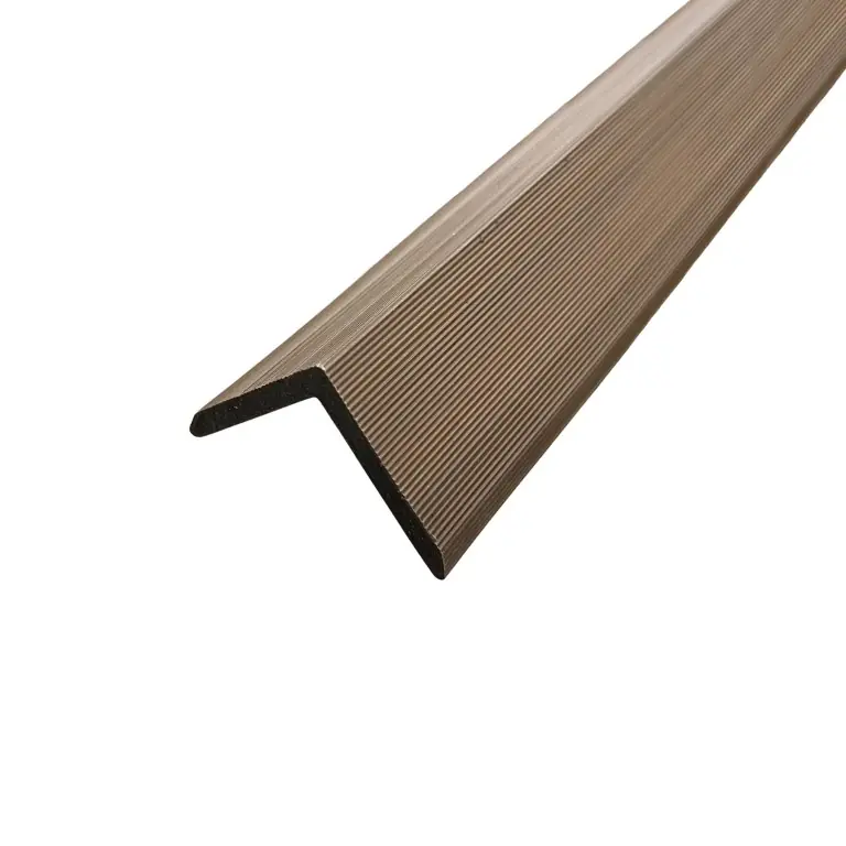Afwerkhoek composiet Sunset Teak 50×50 mm 290 cm Gecertificeerd