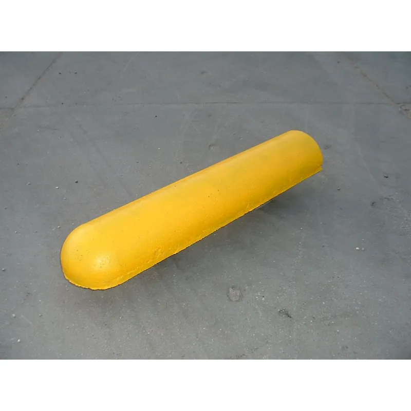 Laatste Versie Varkensrug Parkeerbiels Geel 1 ronde en 1 rechte zijkant 20x11x95cm