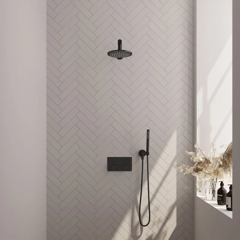 Finale Uitverkoop Brauer Black Carving Regendoucheset: Thermostatische Inbouwkraan met Drukknoppen, Rechte Wandarm, Douchekop 20cm, Wandhouder met Wateruitlaat, Staafhanddouche & Doucheslang - Set 49 - Geribbeld Draaiknoppen - Mat Zwart
