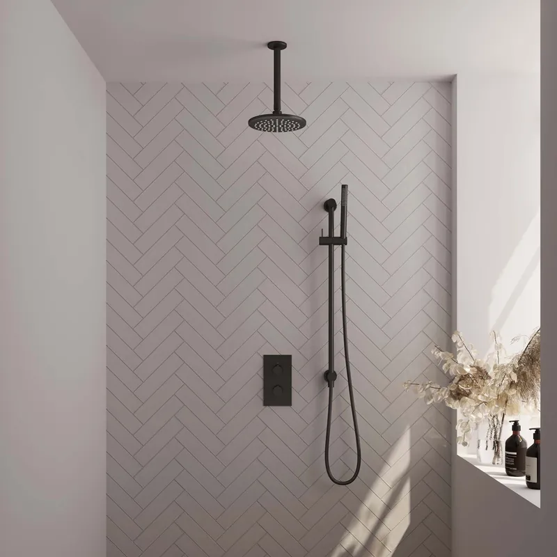 Brauer Black Editon Regendoucheset: Thermostatische Inbouwkraan met 3-Weg Omstel, Plafondarm, Douchekop 20cm, Glijstang met Wateruitlaat, Staafhanddouche & Doucheslang - Set 41 - Draaiknoppen - Mat Zwart Actieprijs