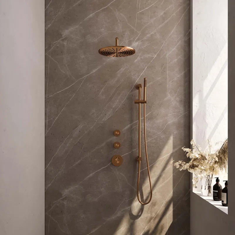 Brauer Copper Editon Regendoucheset: Thermostatische Inbouwkraan met Stopkranen, Gebogen Wandarm, Douchekop 30cm, Glijstang met Wateruitlaat, Staafhanddouche & Doucheslang - Set 16 - Draaiknoppen - PVD - Geborsteld Koper Betaalbaar