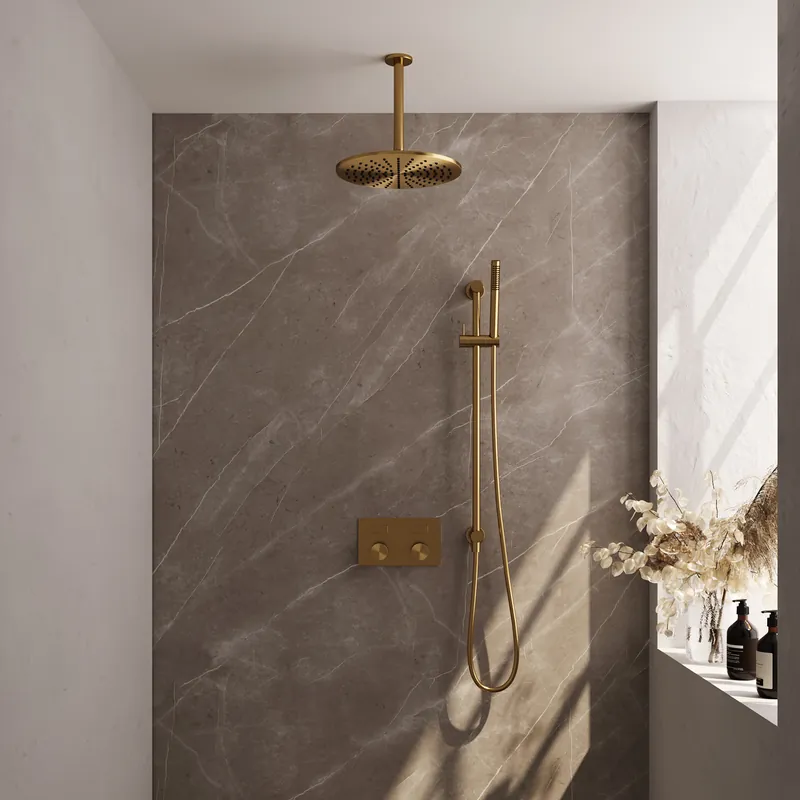 Lage Kosten Brauer Gold Carving Regendoucheset: Thermostatische Inbouwkraan met Drukknoppen, Plafondarm, Douchekop 30cm, Glijstang met Wateruitlaat, Staafhanddouche & Doucheslang - Set 66 - Geribbeld Draaiknoppen - PVD - Geborsteld Goud