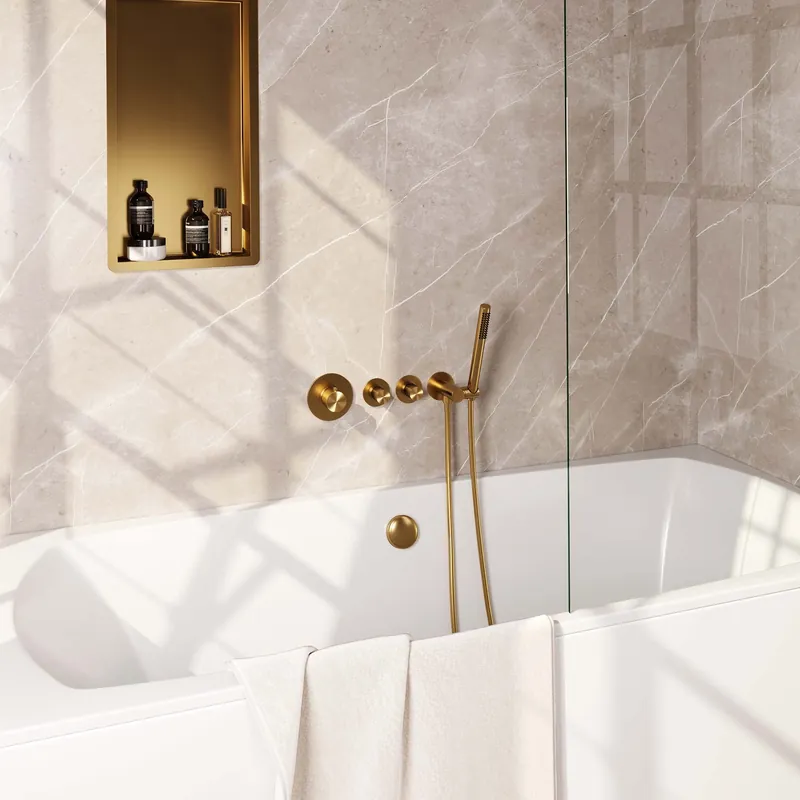 Brauer Gold Carving Thermostatische Inbouw Badkraan met Omstel, Badvulcombinatie, Stopkranen, Wandhouder met Wateruitlaat, Staafhanddouche & Doucheslang - Set 1 - Geribbeld Draaiknoppen - PVD - Geborsteld Goud Direct Beschikbaar