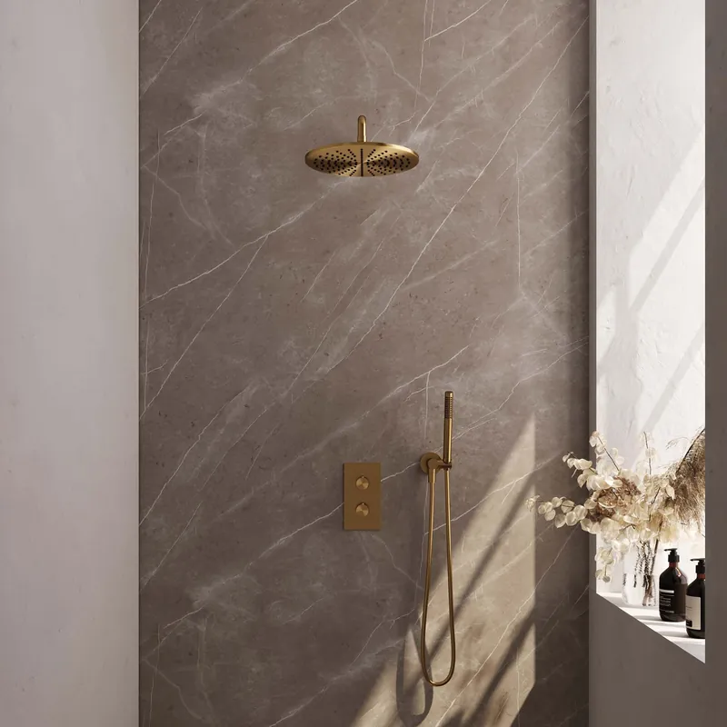 Populair Brauer Gold Editon Regendoucheset: Thermostatische Inbouwkraan met 3-Weg Omstel, Gebogen Wandarm, Douchekop 30cm, Wandhouder met Wateruitlaat, Staafhanddouche & Doucheslang - Set 28 - Draaiknoppen - PVD - Geborsteld Goud