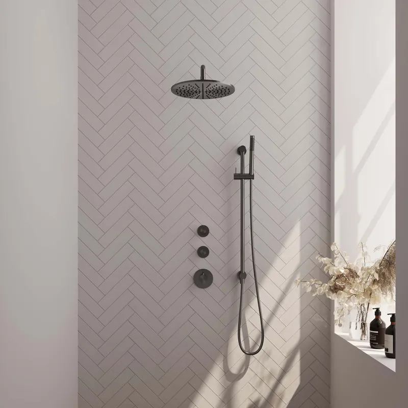 Brauer Gunmetal Carving Regendoucheset: Thermostatische Inbouwkraan met Stopkranen, Gebogen Wandarm, Douchekop 30cm, Glijstang met Wateruitlaat, Staafhanddouche & Doucheslang - Set 16 - Geribbeld Draaiknoppen - PVD - Geborsteld Gunmetal Dagaanbieding